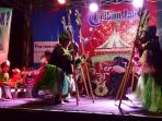 kemeriahan-festival-semarangan-tribun-jateng-dan-paramex_20160911_175030.jpg