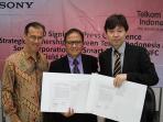 kemitraan-telkom-dan-sony-felica-hadirkan-system-smartcard-di-indonesia_20151015_173056.jpg<pf>kemitraan-telkom-dan-sony-felica-hadirkan-system-smartcard-di-indonesia_20151015_173052.jpg