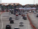 kendaraan-mulai-memadati-tol-palimanan_20220427_152548.jpg