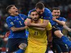 kepahlawanan-gianluigi-donnarumma-antarkan-italia-menangkan-euro-2021.jpg