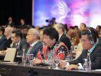kepala-badan-pembinaan-ideologi-pancasila-bpip-kh-yudian-wahyudi-memberikan-apresiasi.jpg