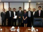 kepala-bkpm-franky-sibarani-dengan-pimpinan-sumitomo-corporation_20150527_094253.jpg