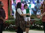 kepala-bnn-mewakili-didi-kempot-terima-penghargaan_20200121_173126.jpg