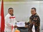 kepala-bp2mi-benny-rhamdani-dan-ketua-himsataki-tegap-harjadmo.jpg