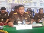 kepala-kejaksaan-tinggi-lampung-syafrudin_20170721_205247.jpg