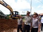 kepala-korps-lalu-lintas-korlantas-polri-brigjen-pol-royke-lumowa_20170120_073555.jpg