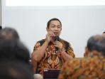kepala-lkpp-hendrar-prihadi-di-acara-youth-integrity-bootcamp-2024-di-yogyakarta.jpg