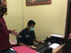 kepala-minimarket-modus-bakar-toko-buat-alibi-tapi-ketahuan.jpg