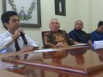 kepala-sekolah-smp-dan-sma-pribadi-bilingual-school-ahmad-fauzi_20160801_202843.jpg