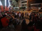 kepanikan-warga-medan-saat-gempa_20170116_205107.jpg