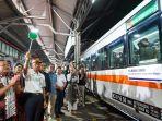 kereta-api-banyubiru-eksekutif-dan-ekonomi.jpg