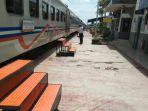 kereta-api-walahar1.jpg