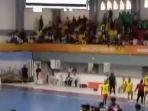 Perebutan Medali Perunggu PON XXI Futsal Putri Sumut vs Papua Barat Berlangsung Ricuh: Wasit Dipukul