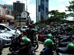kerumunan-toko-kue-di-depok.jpg