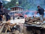 kerusakan-akibat-banjir-bandang-di-mandailing-natal_1_20181014_064202.jpg
