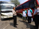 keselamatan-berkendara-bagi-sopir-bus-akap_20150708_111436.jpg