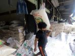 ketersediaan-beras-dalam-posisi-aman-di-tengah-cuaca-ekstrem_20210129_223152.jpg