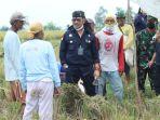 ketika-mentan-syl-berdialog-dengan-petani-di-kabupaten-karawang.jpg