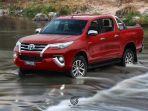 ketika-toyota-all-new-fortuner-berubah-jadi-pikap.jpg
