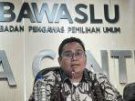 ketua-badan-pengawas-pemilu-bawaslu-ri-rahmat-bagja-dalam-jumpa-pers-di-kantornya.jpg