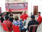 ketua-dpc-pdip-banyuwangi-made-cahyana-negara_20180505_131607.jpg
