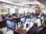 ketua-dpd-ri-memimpin-rapat-koordinasi-170921.jpg
