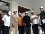 ketua-dpr-ri-ade-komarudin-di-bandara-blimbingsari_20161009_152117.jpg