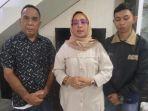 ketua-dprd-ambon-ely-toisutta.jpg