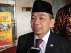 ketua-fraksi-partai-keadilan-sejahtera-pks-jazuli-juwaini_20180816_184106.jpg