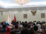 ketua-komisi-informasi-ki-pusat-gede-narayana_20181105_193650.jpg