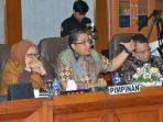 ketua-komisi-ix-dpr-dede-yusuf_20160930_143359.jpg