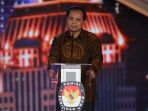 ketua-komisi-pemilihan-umum-provinsi-dki-jakarta-sumarno-dalam-deb_20170210_203505.jpg