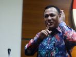 ketua-kpk-firli-bahuri-beri-keterangan-pengembangan-perkara_20200117_205645.jpg