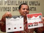 ketua-kpu-dki-jakarta-tunjukkan-surat-suara-pilkada-serentak_20170111_170027.jpg