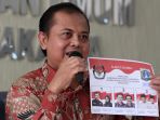 ketua-kpu-dki-jakarta-tunjukkan-surat-suara-pilkada-serentak_20170111_170130.jpg