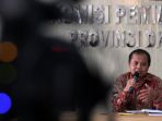 ketua-kpu-dki-jakarta-tunjukkan-surat-suara-pilkada-serentak_20170111_170154.jpg