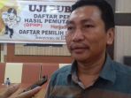 ketua-kpu-jeneponto-muhammad-alwi_20180315_100210.jpg