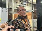 ketua-kpu-ri-hasyim-asyari-di-kantor-dkpp-ri-321.jpg