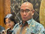 ketua-kpu-ri-hasyim-asyari-saat-ditemui-di-kawasan-kantor-kpu-ri.jpg