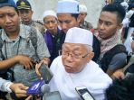 ketua-majelis-ulama-indonesia-maruf-amin_20171201_161749.jpg