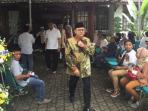 ketua-mpr-ri-melayat-ke-kediaman-mantan-menkop-adi-sasono_20160814_160429.jpg