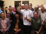 ketua-mpr-ri-zulkifli-hasan-menemui-warga-cipete-utara-di-rptra-taman-sawo-jakarta-selatan_20161028_132855.jpg
