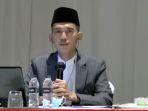 ketua-mui-bidang-fatwa-dan-urusan-halal-asrorun-niam-shole.jpg