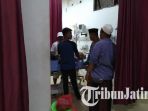 ketua-ppk-galis-dibacok-orang_20180429_101739.jpg