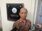 ketua-senat-akademik-ugm-prof-hardyantojpg.jpg