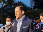 ketua-umum-demokrat-agus-harimurti-yudhoyono-ahy-dan-istri-annisa-pohan-hadiri-debat-capres.jpg