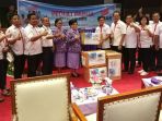 ketua-umum-lsm-kibar-dr-indra-fahrizal-disaksikan-pengurus-dpp-kibar_20180221_145130.jpg