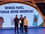 ketua-umum-noc-indonesia-raja-sapta-oktohari-foto-bersama-jack-wang.jpg