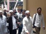 ketua-umum-pa-212-slamet-maarif-diperiksa-polisi.jpg