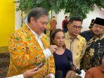 ketua-umum-partai-golkar-airlangga-hartarto-mengundang-mantan-presiden-filipina.jpg